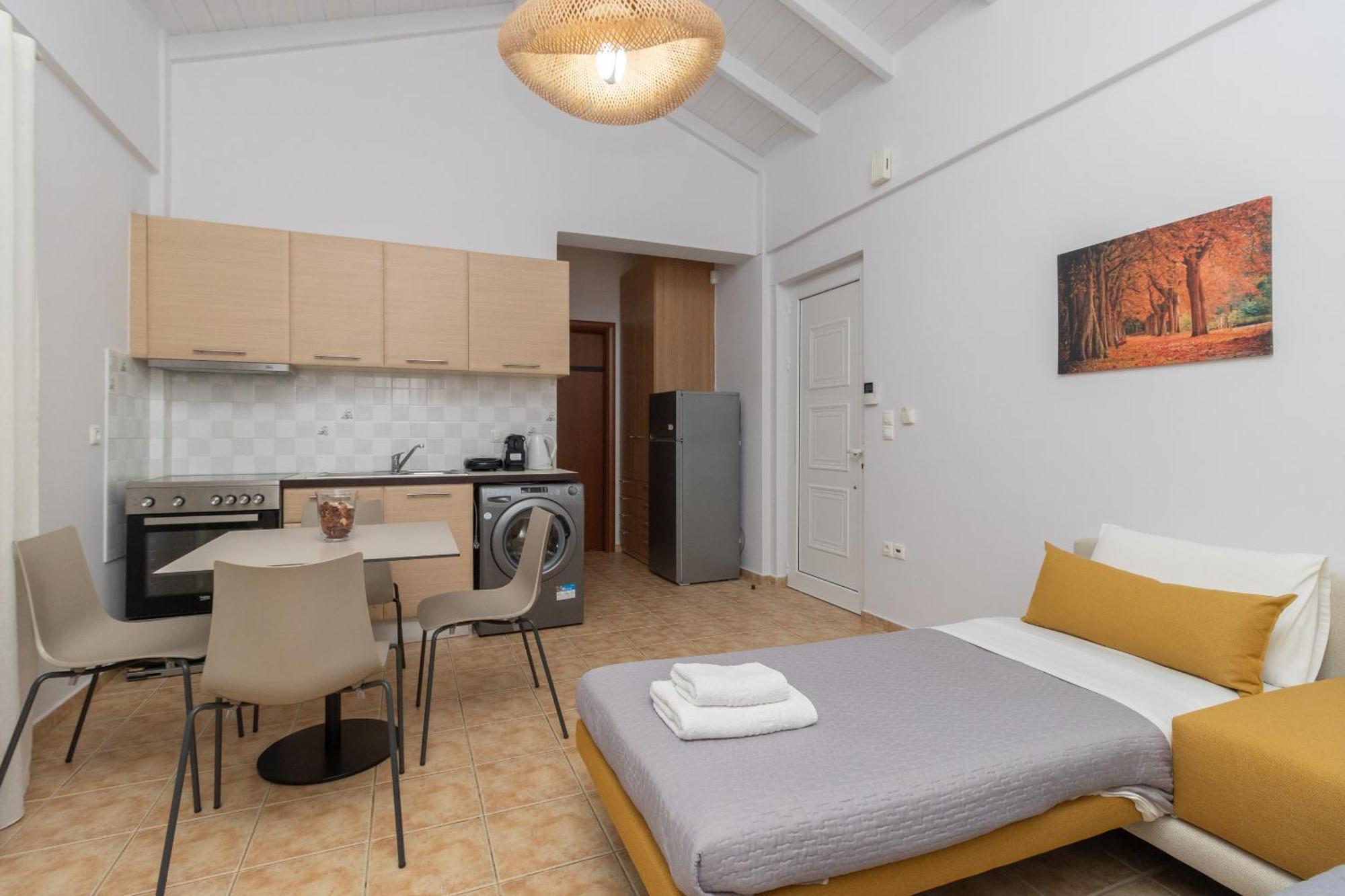 Lagouvardos Apartments Маратополис Экстерьер фото